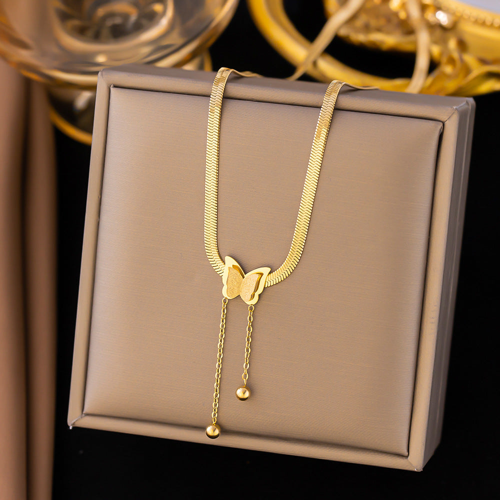 PVD Coated Real Gold Plated 18K Gold U Shape Heart Shape 304 Stainless Steel Simple Style Waterproof Non Tarnish 304 Stainless Steel Lobster Trigger Clasp Closure Pendant Necklace